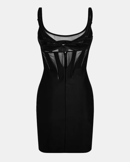 Vestido curto justo, elegante e sexy