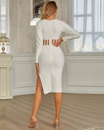 Vestido curto justo bandage com costura em tule.